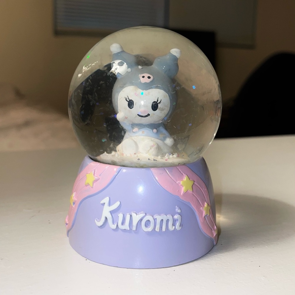 *NEW* Sanrio Kuromi Light-Up Crystal Ball